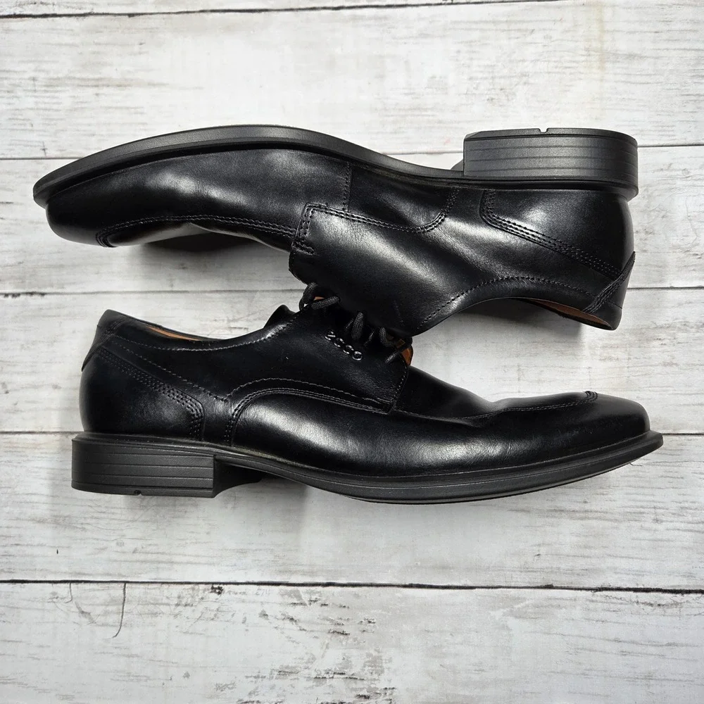 Ecco polished leather
